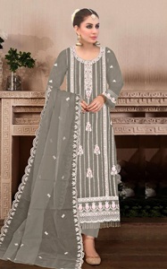 ชุดสูทมิดิแบบกึ่งสำเร็จรูปผ้าวิสโคสปักลาย สำหรับงานปาร์ตี้ งานแต่งงาน และงานดิวาลี - Product Image 4