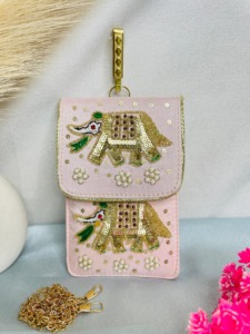 Sac bandoulière brodé à la main en lin imperméable et écologique, motif éléphant indien traditionnel, avec chaîne et crochet, pour fille - Product Image 4