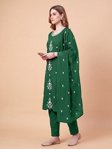 <b>Women</b>’s embroidered rayon <b>kurta</b> pant dupatta set elegant ethnic wear breathable fabric smooth texture festive graceful tradition - Product Image 3