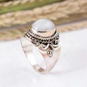 Anillo de Boda de Plata de Ley 925 con Piedra Lunar Blanca Arcoíris, Hecho a Mano, Estilo Antiguo, Vintage, Bohemio, con Textura de Hoja y Gema - Product Image 4