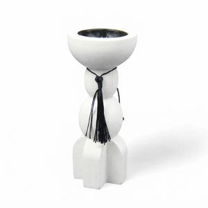 Brûleur d'encens unique en bois blanc avec des silhouettes sphériques empilées et une base structurée pour une décoration moderne - Product Image 6