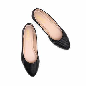 WN0975 <b>Black</b> <b>Pumps</b> - Product Image 1