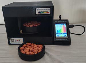 Espectrofotómetro de Color Portátil, Preciso y Económico, con 1 Año de Garantía, Ancho de Banda Espectral de 400-700nm, Resolución de 1nm - Product Image 2