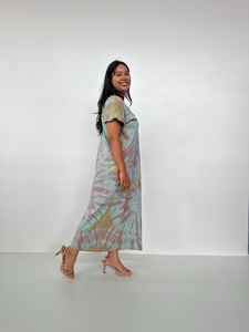 Caftán Marroquí Alisa de Algodón Jersey con Estampado Tie Dye, Vestido Informal para Mujer con Cuello en V y Bolsillos - Product Image 5