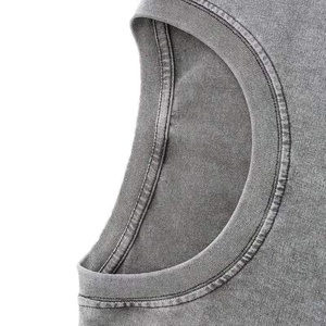 Conjunto de Camiseta y Pantalones Cortos de Verano de Alta Calidad, Estilo Retro, Lavado Ácido, Dos Piezas, para Hombre, Personalizado, Algodón Liso, Hombros Caídos, Camiseta Oversize para Hombre - Product Image 3
