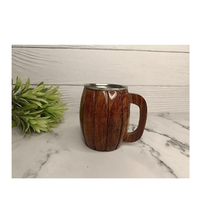 Tasse en céramique de conception Viking de haute qualité avec manche en bois sculpté à la main produit de vente chaud avec un marketing de qualité - Product Image 3