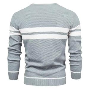 Sudadera Personalizada para Hombre con Cuello Redondo – Sudadera de Forro Polar Lisa de Color Sólido para Hombre, Estilo Casual Urbano - Product Image 2