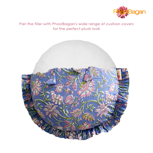 Housse de coussin décorative ronde en coton avec volants |   16x16 pouces |   Fermeture à cordon |   Bleu périvinyle |   Faible MOQ Vente en gros Inde - Product Image 6