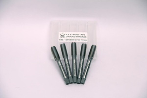 ชุดต๊าปเกลียวเหล็ก HSS คุณภาพสูง สำหรับเกลียวเมตริก BSW BSR UNR & UNC พร้อมด้วยดายเกลียวสำหรับเครื่องจักร สำหรับงานตัดเกลียว - Product Image 4