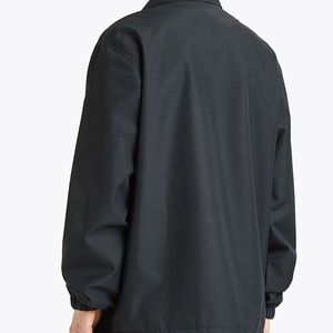 Veste Coach Unisexe Noire Coupe Ample en Softshell Enduit Résistante à l'Eau Style Décontracté Streetwear avec Fermeture Éclair et Ourlet à Cordon Ajustable - Product Image 3