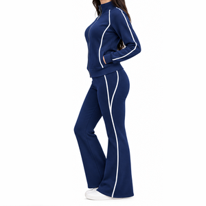 Conjunto Casual de Dos Piezas para Mujer, Chaqueta de Forro Polar con Pantalones Acampanados, Tela Suave y Cálida, Ropa de Invierno Personalizada al por Mayor, Estilo Diario - Product Image 2
