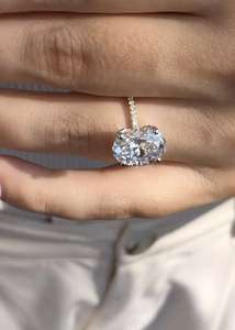 Bague élégante et magnifique en moissanite plaquée rhodium, style hip-hop, avec pierres claires, pour fiançailles et événements masculins - Product Image 5