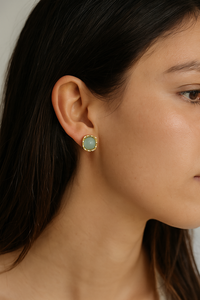 ต่างหูสตั๊ดรูปเบาะอเมซอนตามธรรมชาติที่ทันสมัยสำหรับผู้หญิงเครื่องประดับทองเหลืองป้องกันการเสื่อมเสีย - Product Image 5