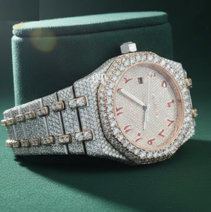 Reloj de Plata con Diamantes para Mujer, Diseño Ligero y Ajuste Cómodo para Uso Diario, Disponible para Venta al Por Mayor - Product Image 3