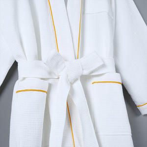 เสื้อคลุมอาบน้ำผ้าฟลานเนลเนื้อนุ่ม โพลีเอสเตอร์/คอตตอน น้ำหนักเบา คุณภาพสูง ดีไซน์ใหม่ล่าสุด สวมใส่สบาย แฟชั่นระดับพรีเมียมสำหรับผู้ชาย ปรับขนาดได้ - Product Image 5