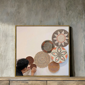 Juego de Platos Decorativos Hechos a Mano – Arte de Tejido de Jacinto de Agua Natural en Estilo Boho Moderno - Product Image 2