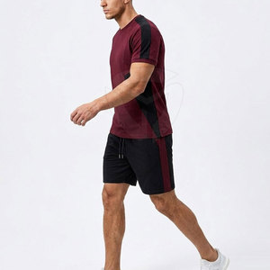 Ensemble t-shirt et short pour homme, coupe décontractée, conçu avec un tissu doux pour la maison, les sorties décontractées, la mode estivale - Product Image 5