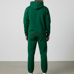 Chándal Holgado con Logotipo Personalizado, 300 GSM, Costuras en Contraste, Traje Deportivo de Algodón de Peso Medio, Estilo Urbano para Hombre - Product Image 6