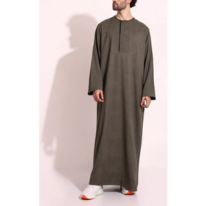 Jubbah Musulmana para Hombre de Alta Calidad, Cómoda y Transpirable, Thobe de Nuevo Diseño Más Vendido en Diferentes Colores y Tallas XXL para Adultos - Product Image 1