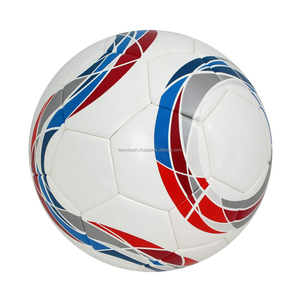 Balón de Fútbol Nuevo Estilo 2025 con Tacto Suave |   Diseño de Espuma de PVC |   Balón de Entrenamiento de Fútbol Cosido a Máquina Resistente - Product Image 5