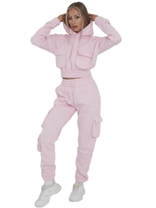 Nuevo Conjunto Deportivo de Dos Piezas para Mujer, Diseño Personalizado, Estilo Urbano, Top Corto y Pantalones, Venta al Por Mayor - Product Image 3