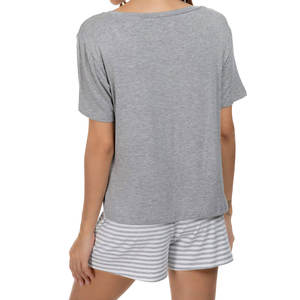 Ensemble t-shirt et short surdimensionné pour femme avec short rayé / Prix usine pour les acheteurs en gros, service OEM avec logo personnalisé - Product Image 4