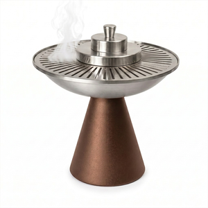 Quemador de incienso de lujo en negro mate y dorado con un diseño único con ranuras, agrega un toque de opulencia a la decoración de tu hogar. - Product Image 2