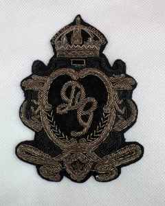 Badge de luxe DG Crown Bullion – Écusson logo brodé à la main en fil d'or Zari avec perles pour vêtements et accessoires - Product Image 3