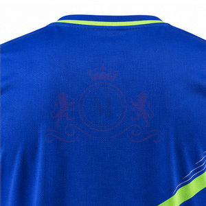 Maillot de football géométrique bleu et blanc pour homme, manches courtes, col rond, polyester respirant, coupe athlétique, toutes saisons - Product Image 6