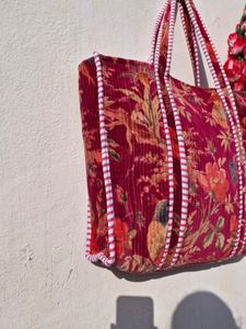 Sac fourre-tout en velours fleuri |   Sac à bandoulière matelassé fait main |   Accessoires Quotidiens Bohèmes - Product Image 4