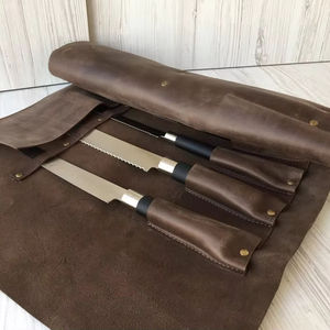 Bolsa de Chef Enrollable de Cuero Vacuno Premium, Resistente a Olores, de Alta Resistencia y Cómoda, con Correa, Modelo LSKR-0118 - Product Image 1