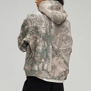 Sudadera con Capucha Premium para Hombre, 100% Algodón, Estampado de Hojas Vintage, Estilo Desgastado - Product Image 1