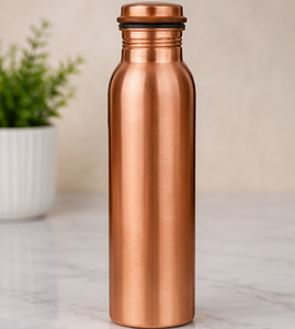 Bouteille d'eau en cuivre artisanale CopperSmith, finition satinée élégante, polissage métallique, bouteille ayurvédique pour boire - Product Image 2
