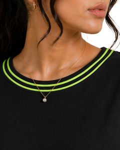 T-shirt oversize noir et vert néon pour femme, col rond décontracté, manches courtes, bordure contrastante, coupe ample, doux et respirant, idéal pour l'été - Product Image 5