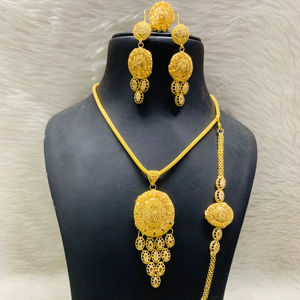 Collier pendentif unisexe/femme tendance plaqué or 24 carats d'un gramme pour mariage/anniversaire - Product Image 1