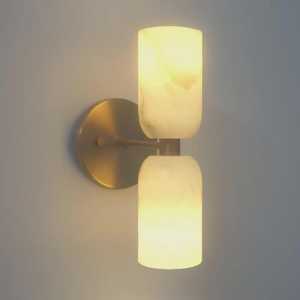 Applique murale moderne en laiton avec abat-jour en marbre, éclairage intérieur minimaliste pour chambre à coucher - Product Image 1