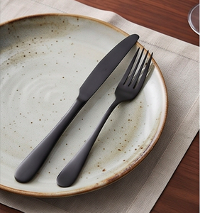 Juego de Cubiertos Minimalistas en Negro Mate, Cuchillo, Tenedor y Cuchara de Acero Inoxidable, Aptos para Lavavajillas, Cubiertos para Boda - Product Image 4