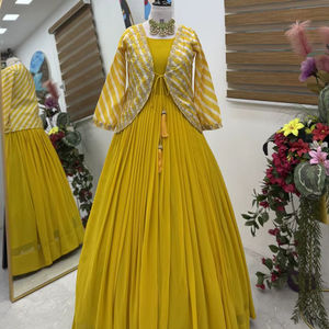 NOUVELLE ROBE ETHNIQUE TRADITIONNELLE pour le BUREAU et les TENUES DE SOIRÉE avec VESTE MATÉRIEL FAUX FLEURI À SÉCHAGE RAPIDE - Product Image 1