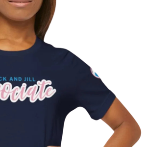 T-shirt graphique bleu marine en coton doux à col rond et manches courtes – Vêtement décontracté et tendance pour le quotidien - Product Image 4