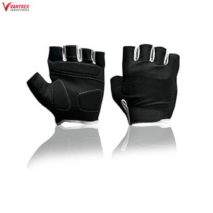 Guantes de Levantamiento de Pesas Vantrex Industries VI-WLG-01, Medios Dedos, Malla Transpirable, Antideslizantes, Palma Acolchada, Soporte para Muñeca, Agarre para Gimnasio - Product Image 3