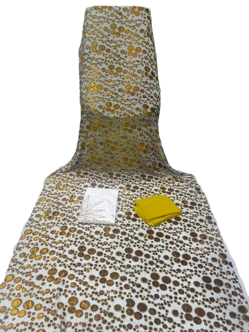 สีเหลือง