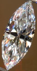 สำหรับชุดสร้อยคอและต่างหูเพชรธรรมชาติทรงหลวมที่ผ่านการรับรองจาก GIA และ0.25Ct 0.03Ct - Product Image 3