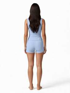 เสื้อโยคะผู้หญิง ONETEN APPAREL ผ้ายืดสี่ทิศทาง ทรงเข้ารูป คอตั้ง แขนกุด ซิปครึ่งตัว ด้านหน้ามีโลโก้ - Product Image 3