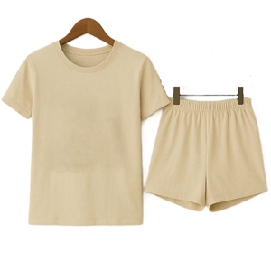 Conjunto de Camiseta de Manga Corta y Pantalones Cortos para Mujer, Algodón de Alta Calidad, Tejido de Punto, Ropa de Verano Transpirable, Logotipo Personalizado - Product Image 4