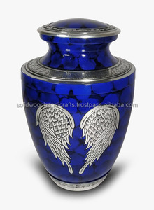 Urnes funéraires décoratives en laiton de haute qualité, faites à la main, pour hommes et femmes. - Product Image 2