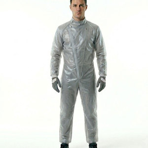 Combinaison de pluie de course de karting personnalisable, légère et imperméable, en polyester de haute qualité, à manches longues et sans coutures, avec fusion par thermocollage - Product Image 1