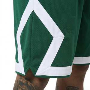 Ensemble assorti t-shirt oversize streetwear et short de basket pour homme – Tenue décontractée athlétique d'été deux pièces tendance pour homme - Product Image 3