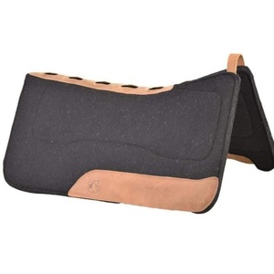 Vente chaude personnalisé cheval et guépard Western tapis de selle feutre de laine avec coque en cuir et rembourrage en coton - Product Image 1