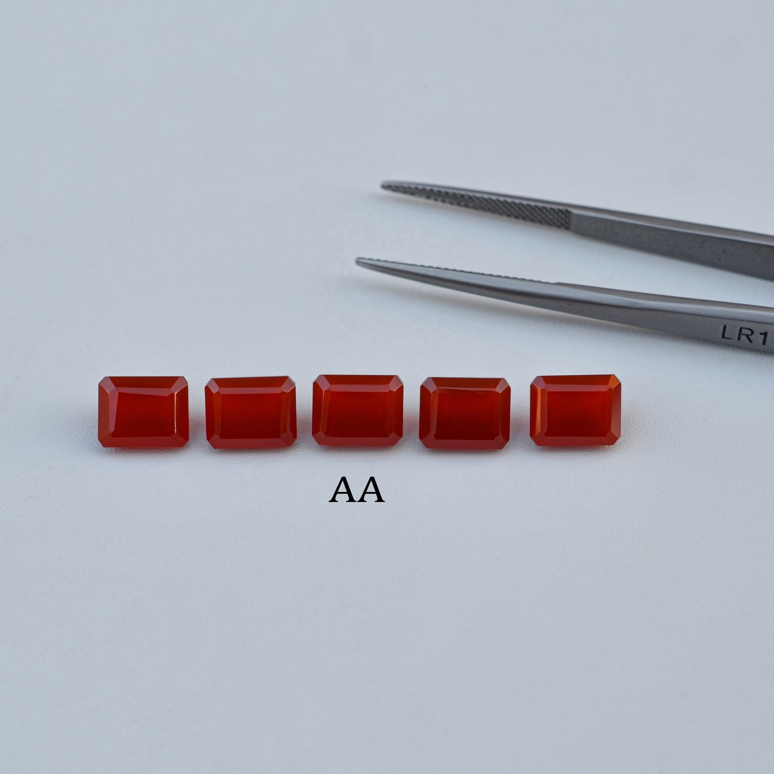 AA   แอบแอบ