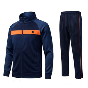 Survêtement de sport pour homme, vêtements athlétiques durables conçus pour la course à pied, les exercices en salle de sport et un style de vie décontracté - Product Image 1